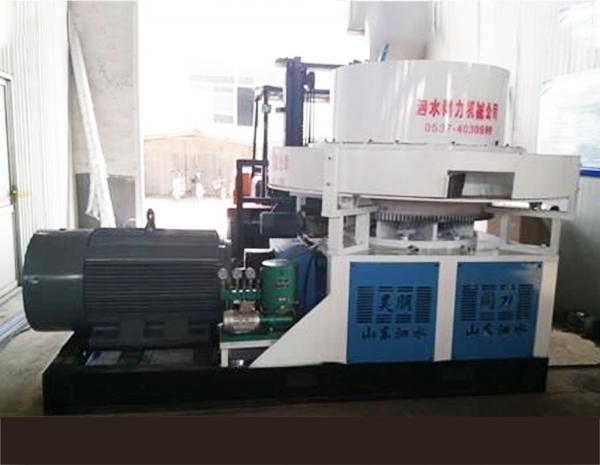 小麥稭稈壓塊(kuai)機