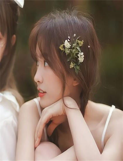 艺术成就：《模特大典》奖项的荣誉获得与行业认可——文化符号的象征意义